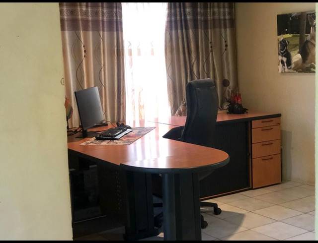 4 BEDROOM HOUSE FOR SALE IN ALLEN'S NEK